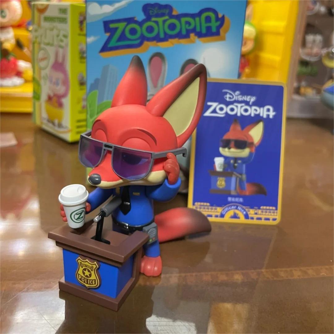 POP MART海外限定zooto pia mega space MEGA SPACE MOLLY 100% Disney Zootopia Crazy Animal LIMITED