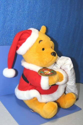 Disney Winnie the Pooh Papá Noel Peluche Sol y Estrella 13.78 En Navidad - Imagen 5 de 11