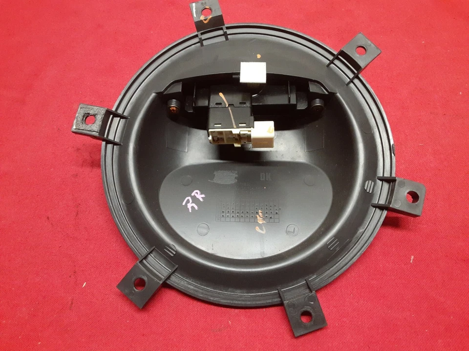 2006 2007 Chevrolet Aveo - Passenger Side / Right Rear Door Power Window Switch - Image 3 of 4