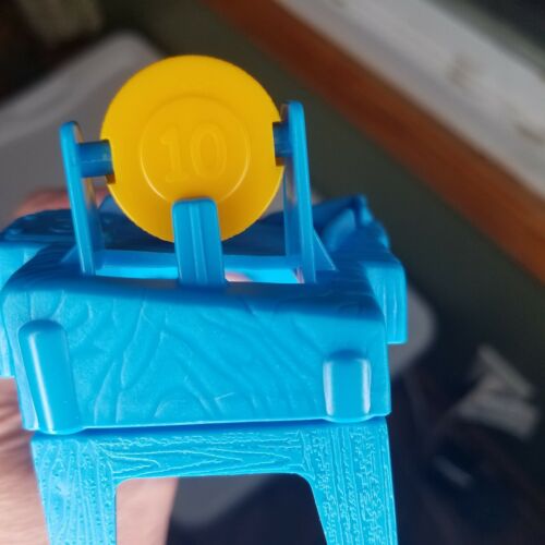 Juego de mesa Mouse Trap 2005 repuesto azul amarillo parte 9 y 10 Bin16 - Imagen 2 de 4