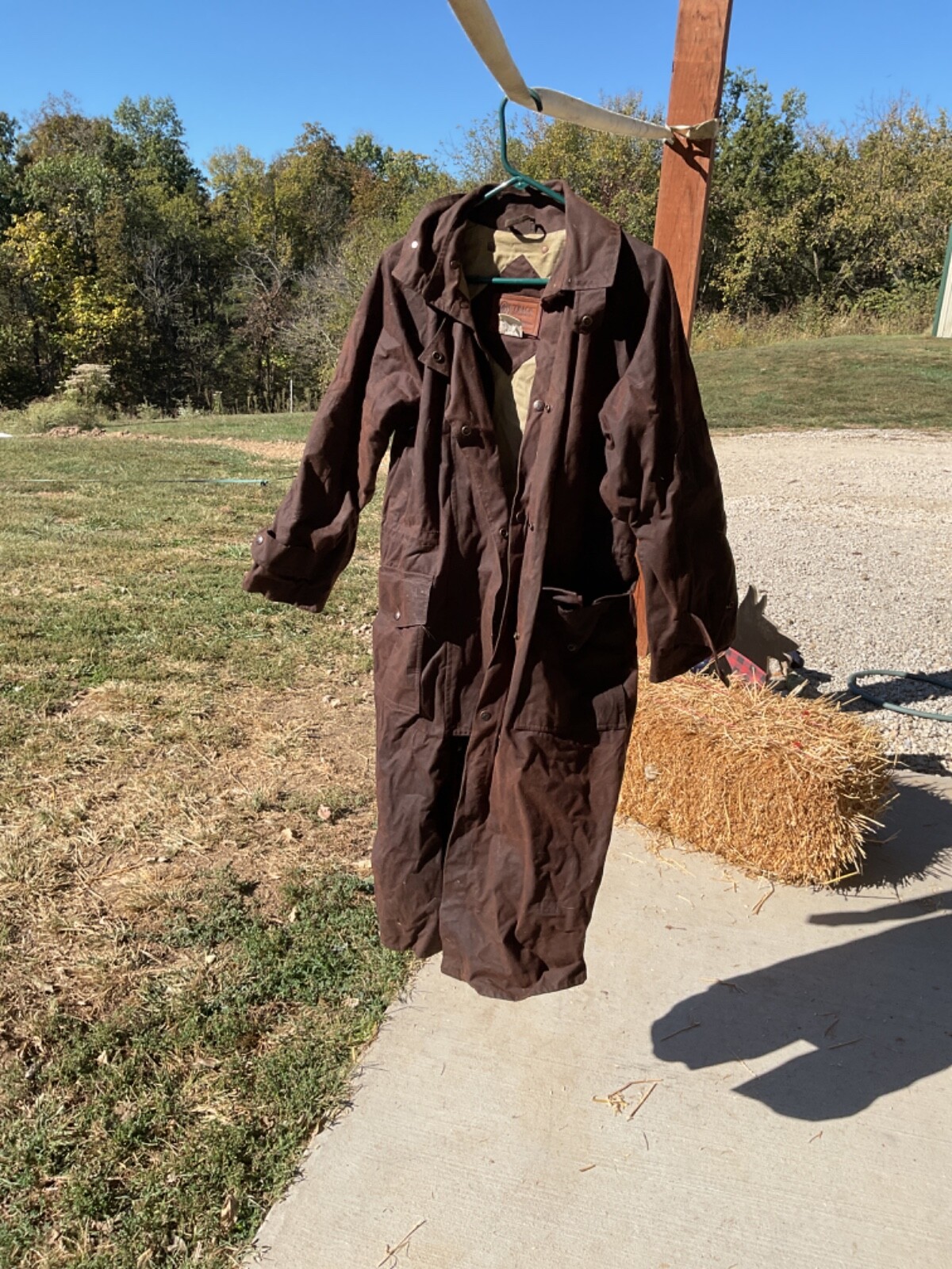 Picture 1 of 4