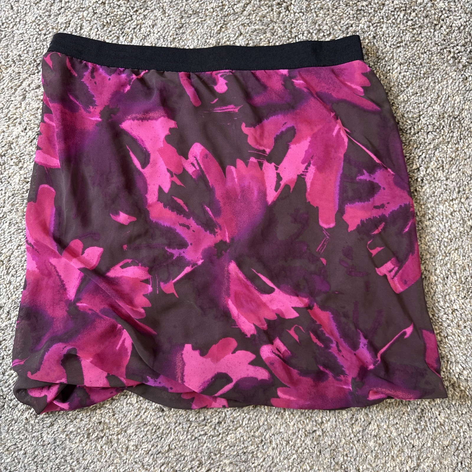 Loft Women’s Mini Skirt Pink Floral Size Small Petite