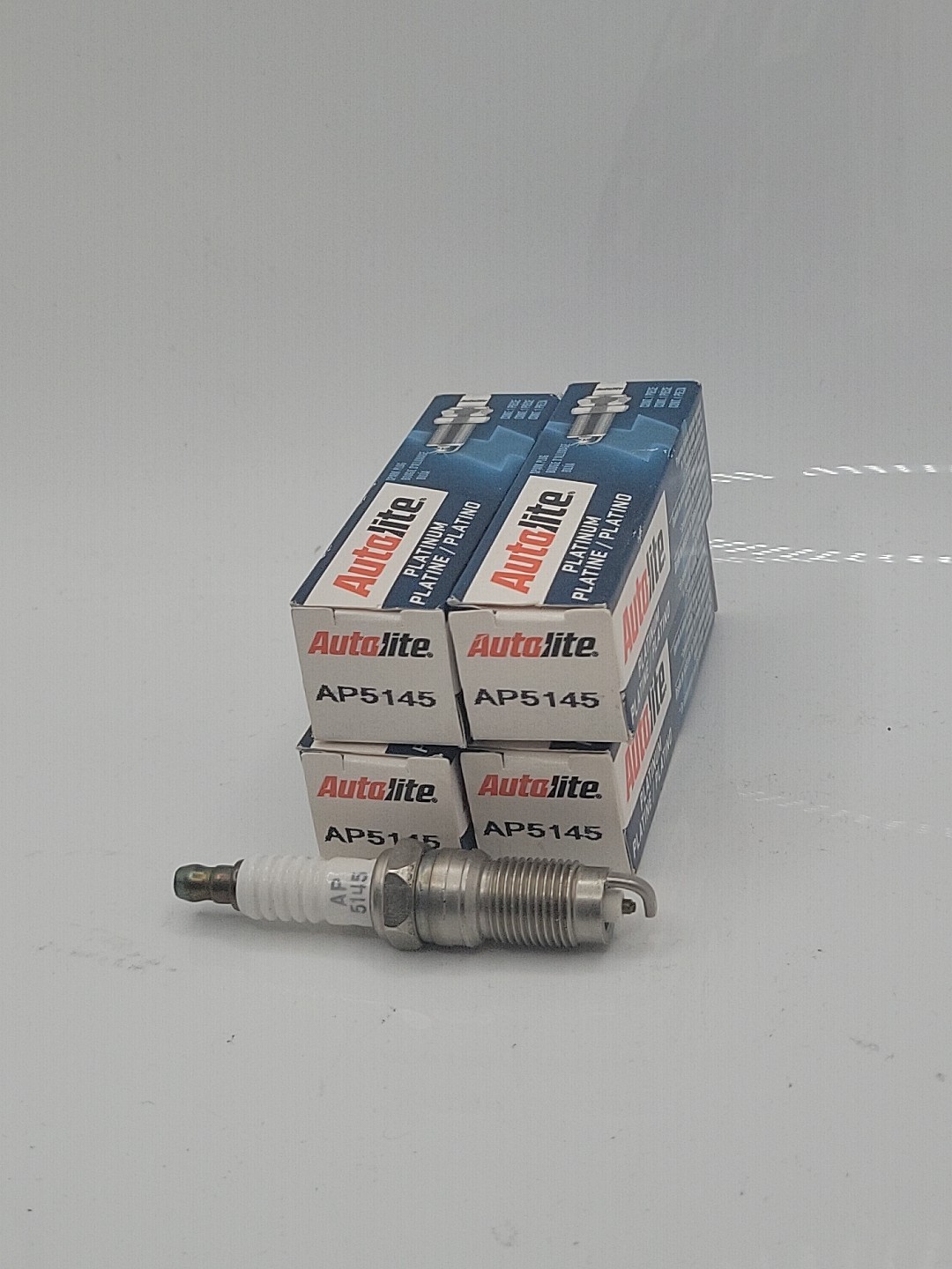 4-NEW Autolite AP5145 Platinum Spark Plugs