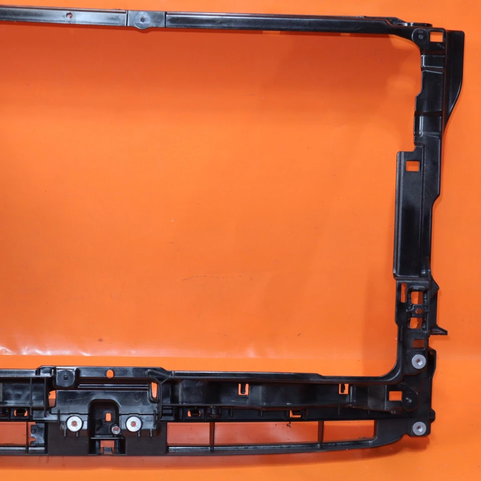 SOPORTE RADIADOR VOLKSWAGEN GTI 2015 2016 2017 5GM805594A OEM Foto 3 de 4