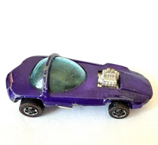 Hot Wheels Redline 1967 Silhouette HK Purple w Dark Interior Nice Original