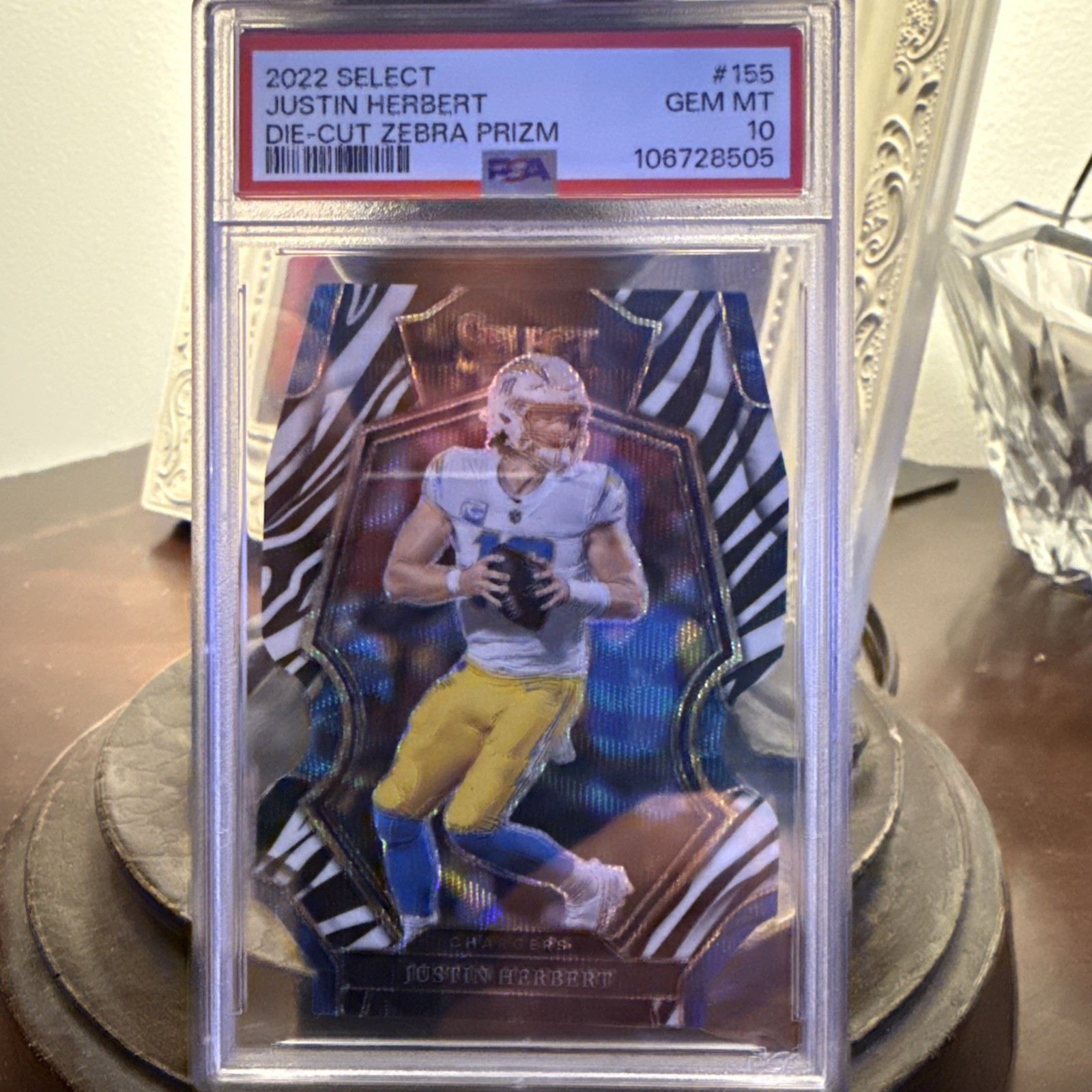 2022 Panini Select - Premier Level Justin Herbert #155 Zebra Prizm Die-Cut