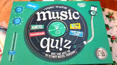 PROFESSOR PUZZLES MUSIK QUIZ SPIEL 200 FRAGEN 1990er NEU UNBENUTZT ALTER 12+