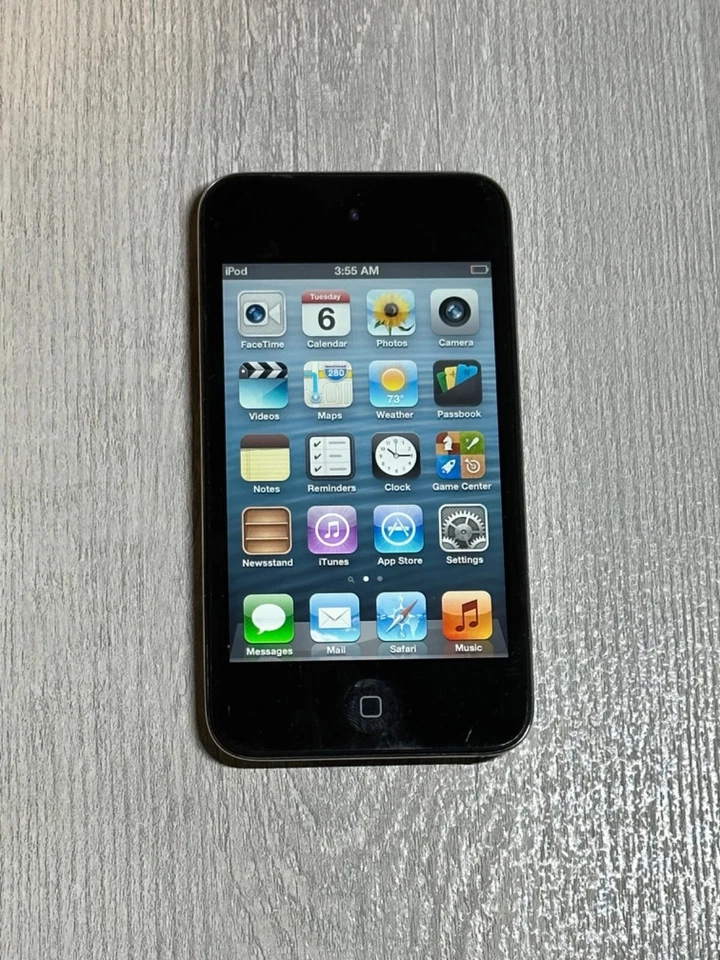 Apple iPod Touch 4th Generation 8GB 16GB 32GB 64GB Black & White - A+ Condition - Image 3 of 4