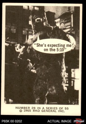 1965 Donruss King Kong #28 She's Expecting Me On The 5:10 7 - NM