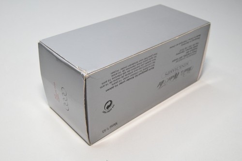 B38 1:43 MINICHAMPS AUDI A8 D2 MET. BLACK DEALER BOX MIB - Picture 18 of 20