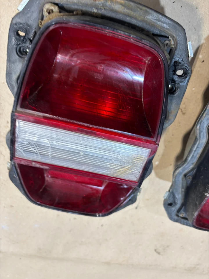 1968 1969 FORD GALAXIE LTD LEFT RIGHT PASSENGER DRIVER SIDE TAILLIGHT TAIL LITES - Image 4 of 4
