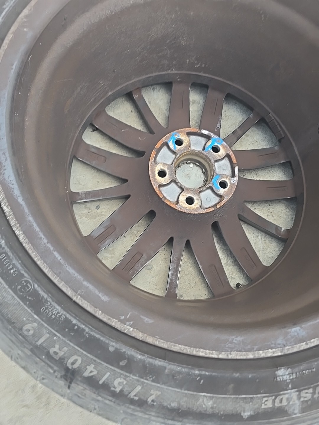 14-17 Maserati Ghibli Rear Right / Left Side Wheel Tire Rim 10Jx19H2 ET40 OEM