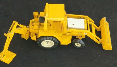 1 16 scale diecast backhoe