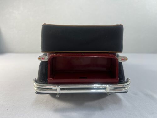 1:18 ANSON 1932 MAYBACH ZEPPELIN BURGUNDY ON TAN CDF 8338 - Picture 7 of 9