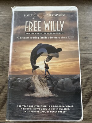 Warner Brothers Family Entertainment Free Willy VHS