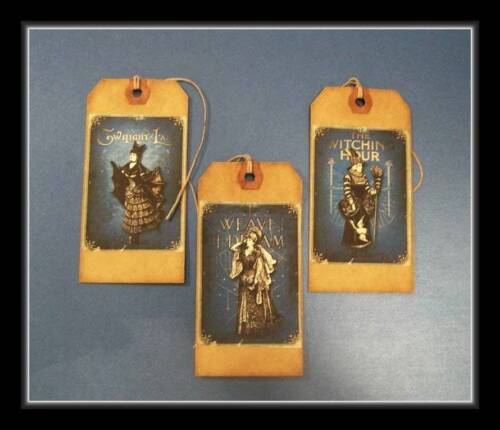 SET MIT NEUN GOTHIC HEXEN HÄNGEETIKETTEN - PRIMITIVES HALLOWEEN DESIGN - NEU - Bild 2 von 4