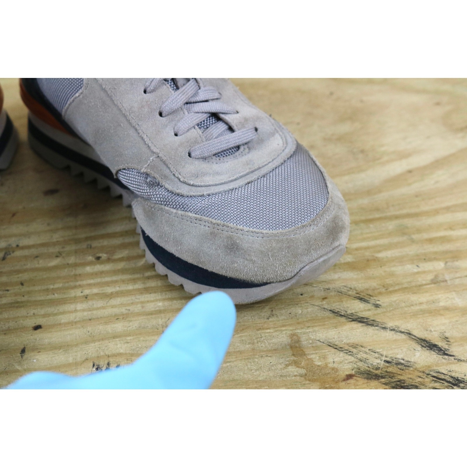 Tory Burch Sneakers Womens 8.5M Gray Leather Sawtooth Logo Shoes Athletic thumbnail 10