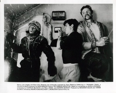 Rebecca De Mornay, Eric Roberts, Jon Voight in Runaway Train (1985) Photo 1377K