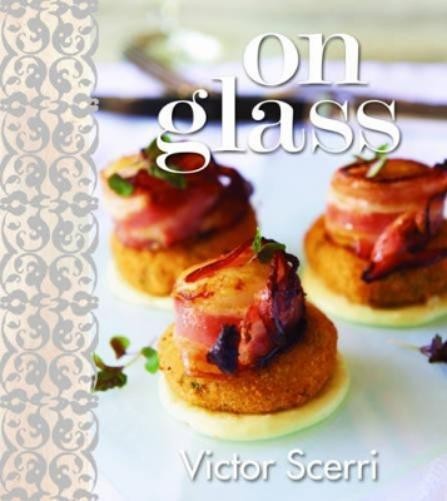 Виктор Скерри на стекле (твердая обложка) (ИМПОРТ из Великобритании)