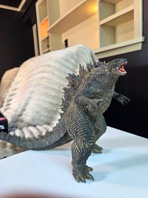 Bandai Spirits Ichiban Kuji Godzilla vs Kong A Prize Sofvics Figure 2021