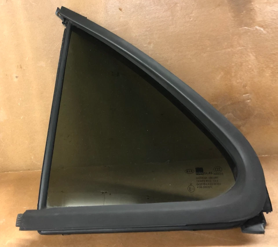 Kia Sorento 2006 puerta trasera ventilación ventana cristal (conductor) 2003-2006 Foto 2 de 4