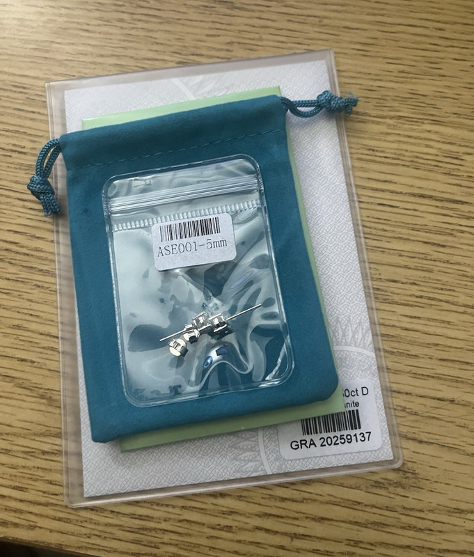Silver Cleaning & Polishing Cloth with Pouch, GRA Cert (ID GRA 20259137)
