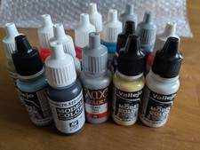 Vallejo Model Color And Game Color Paints Bundle 15 Pots
