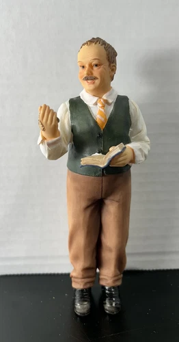 dollhouse dolls 1/12 resin Robert With A Pocket Watch