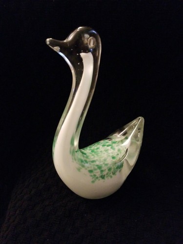 Murano Style ART GLASS BIRD Paperweight FIGURINE Green Speckles - Swan Duck - Picture 2 of 11