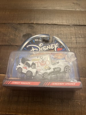 DISNEY Toys 102 Dalmatians Wild Racers VILLAIN Cruella & HERO Patch 2002