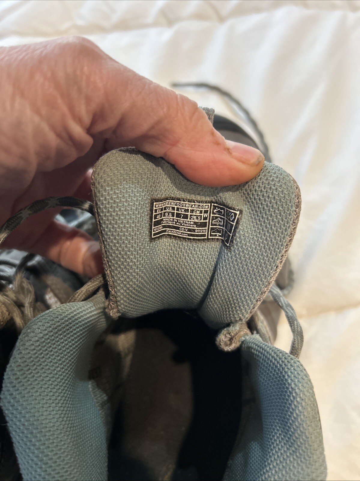 Stivali da trekking KEEN Dry impermeabili grigi donna 9 5 tutti i terreni stringati alti