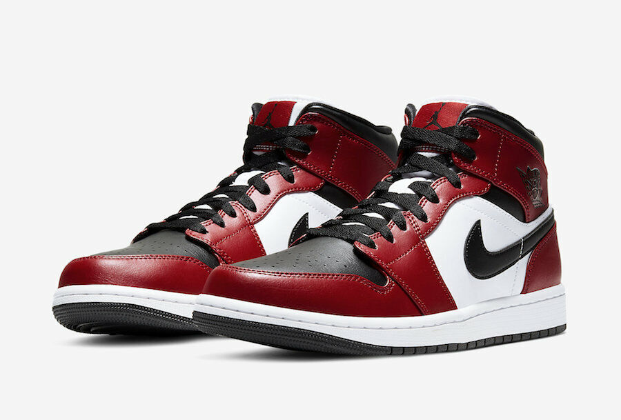 Nike Air Jordan 1 Mid Chicago Black Toe 