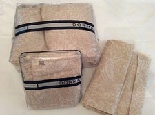 SUPERB DORMA 'ADRIANA' JACQUARD DOUBLE QUILTED THROW, VALANCE wit 4 PILLOWCASES