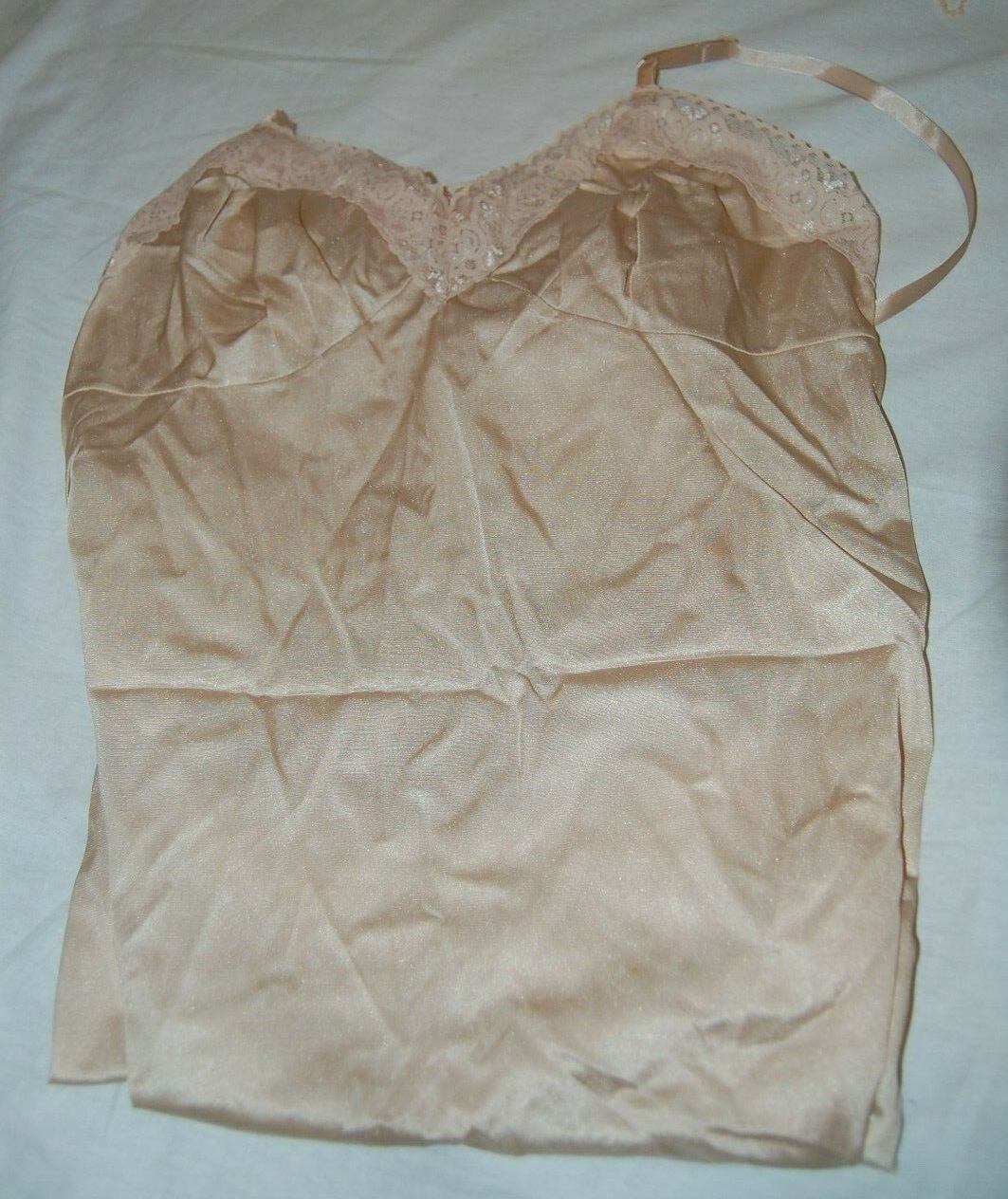 The Americans - Abby Tribbey as Marilyn Complete Outfit with COA