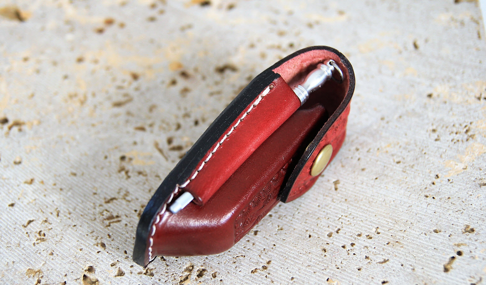 Victorinox Swiss Army Brown Extra Large Leather Zermatt Pouch w/Steel 4