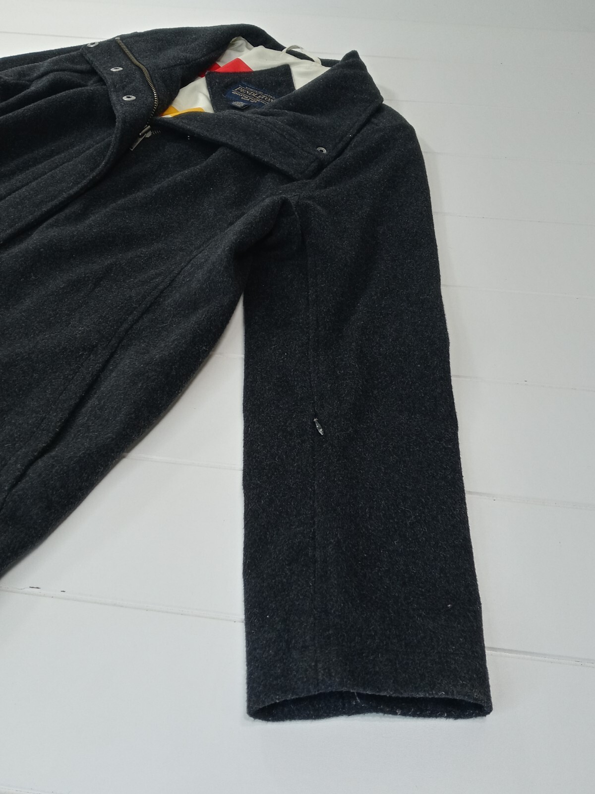 Pendleton Gray Wool Hudson Bay Lined Overcoat Jac… - image 9