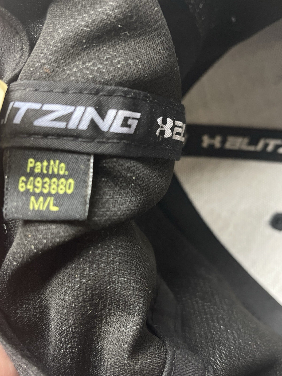 Under Armour Blitzing Fitted Hat Solid Gray M/L E… - image 5