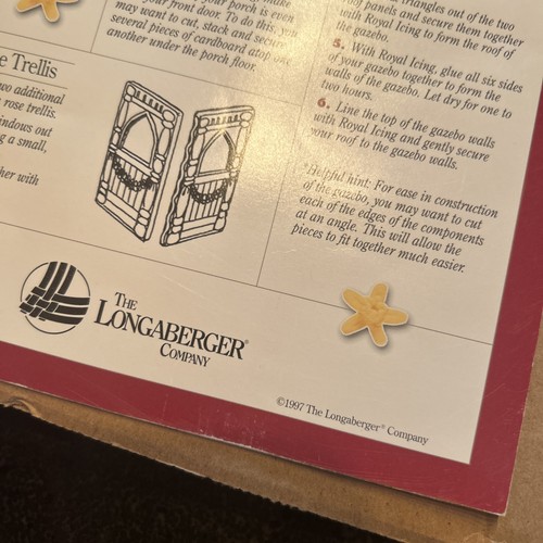 Longaberger Pottery 1997 Gingerbread Holiday Home 34720 New in Box with Booklet - Picture 4 of 5