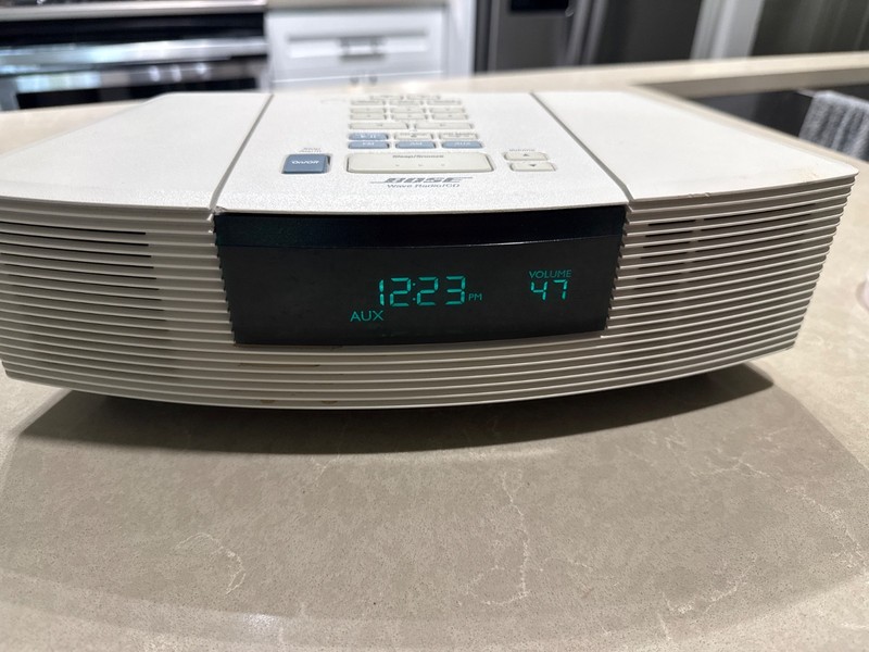 Bose Wave AWRC-1P Stereo CD Player and Radio ((((READ DESCRIPTION )))