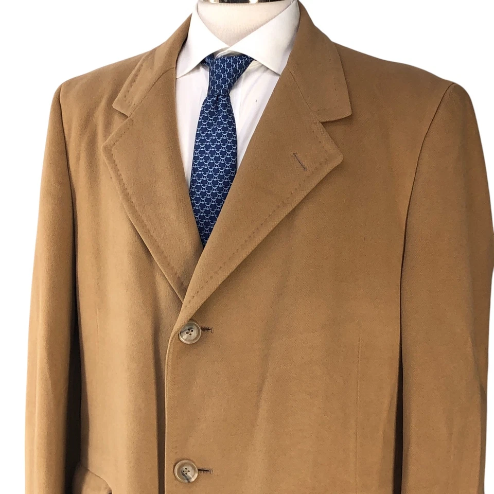 Neiman Marcus Mens Size 46R Overcoat Camel Cashmere USA Union Made Vintage 1978 - Image 2 of 4