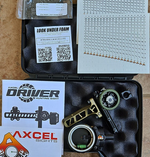 AXCEL Driver Hunting Sight for Compound Bow Tactical green. 010 pins.