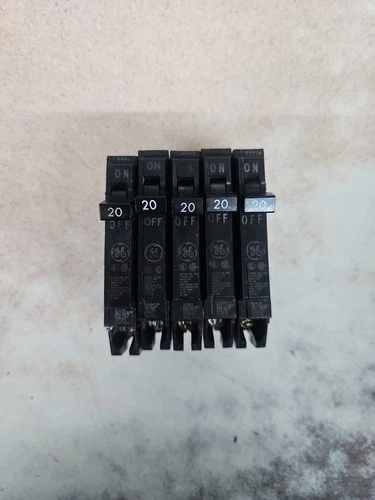 LOT OF 5 GE Thin Series Circuit Breaker 1-Pole 20-Amp THQP120