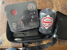 TIREFIT BMW REIFENPANNEN REPARATURSATZ PUMPE MOBILITÄT KOMPRESSOR DICHTMITTEL im Koffer. 