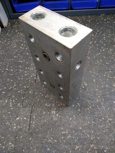 Aluminum Manifold For Molding -AIR OR WATER SUPPLY AND RETURN