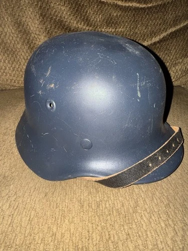 Vintage WWII German M40 Military Helmet And Liner Reissue? Reproduction? Eagle