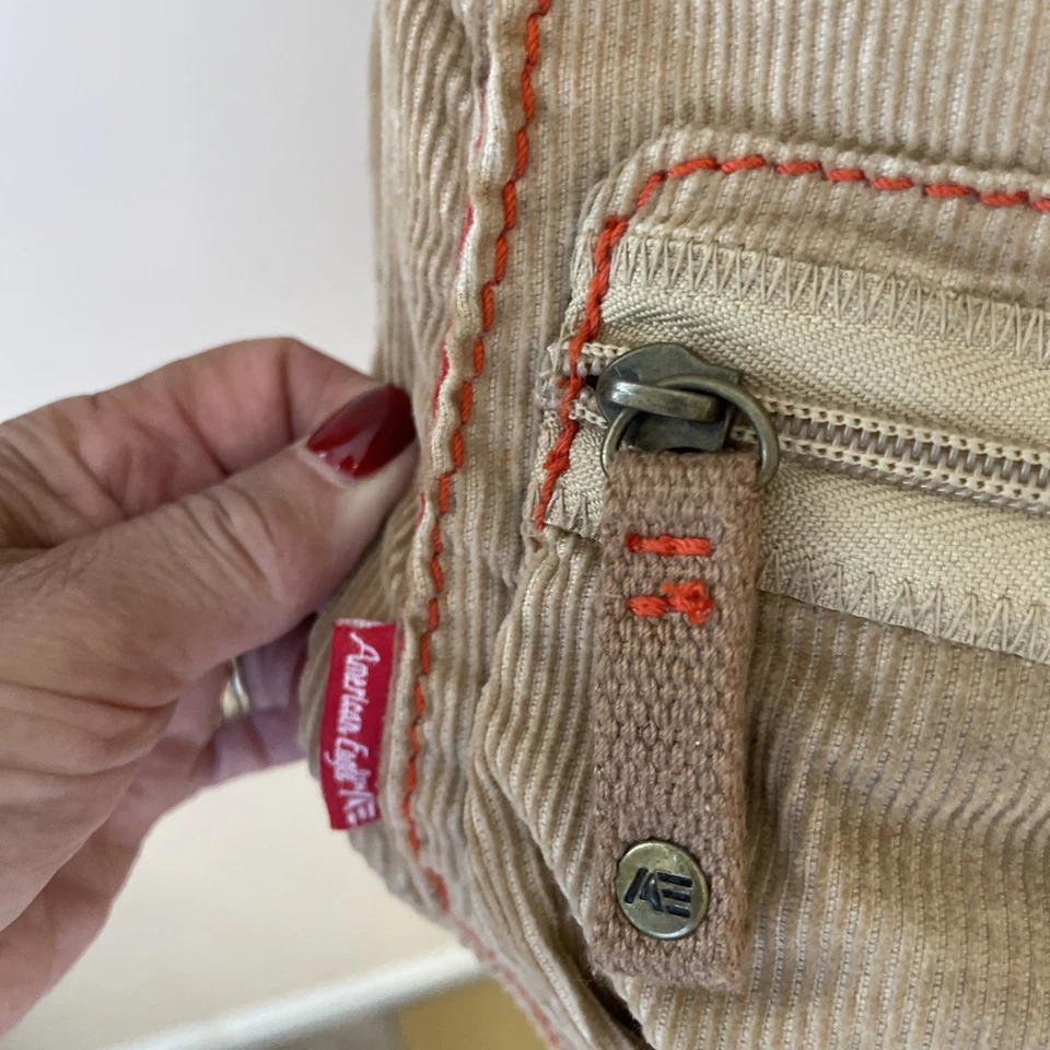 VTG Y2K American Eagle Corduroy Messenger Crossover Bag Beige Zip Pockets Boho - Image 3 of 4
