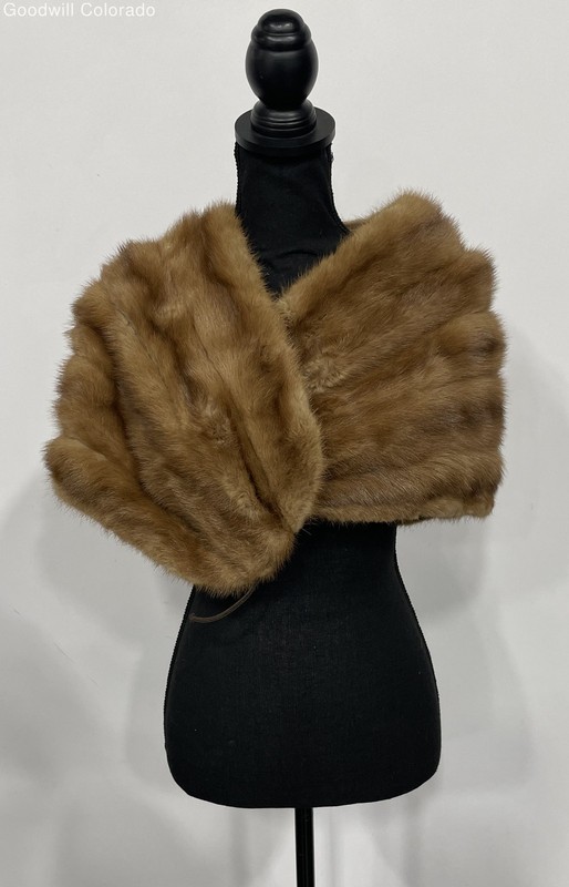 Schumacher Womens Brown Animal Fur Winter Rectangular Wrap Shawl