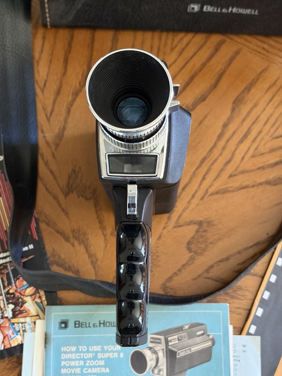 Vintage Bell & Howell 1206 Director Series Focus-Matic Movie