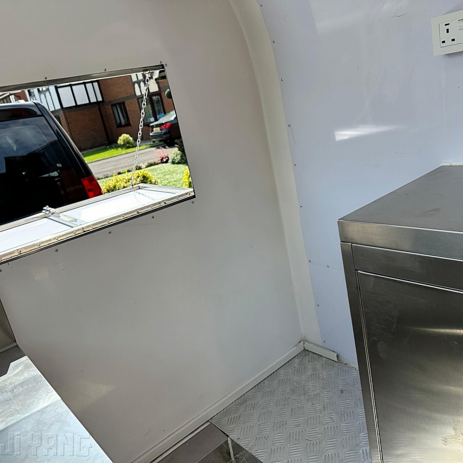 New Retro Round Food Trailer - Mobile Coffee & Ice Cream Concession Stand -Black