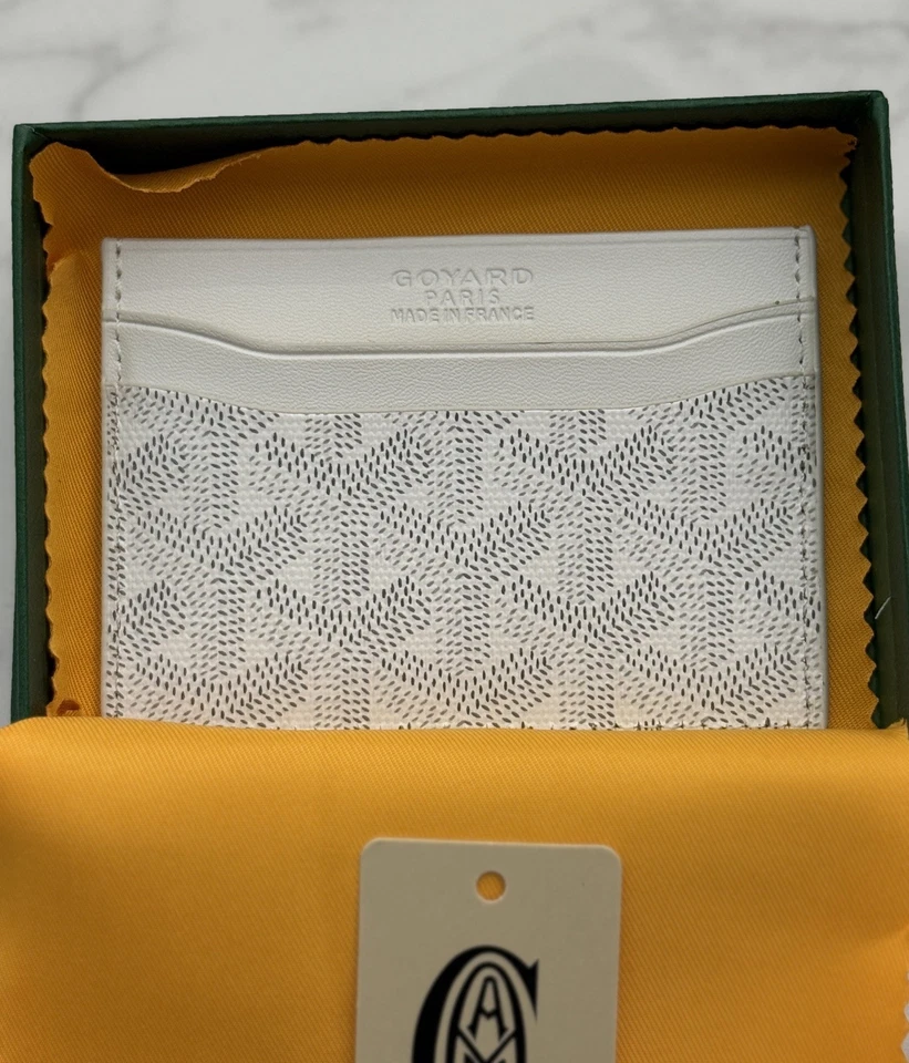 Cartera tarjetero de diseñador de cuero sintético blanco Foto 2 de 4